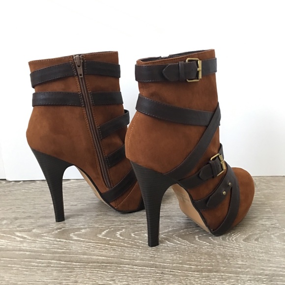 Brown Black Multi Strap Buckle Heel Booties - Picture 5 of 8